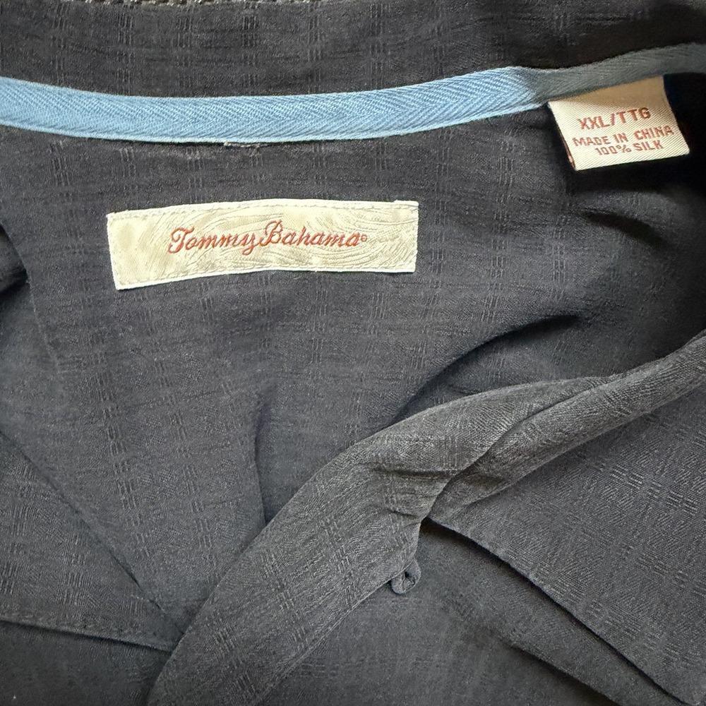 Tommy Bahama Men's Short Sleeve 100% Black Silk Embroidered Button-Up Shirt XXL - Picture 3 of 7